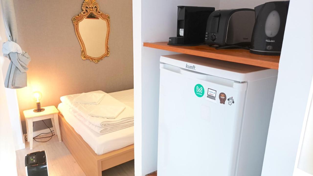 1 Bedroom Apartment - Tv Da Madalena 01 Лиссабон Экстерьер фото