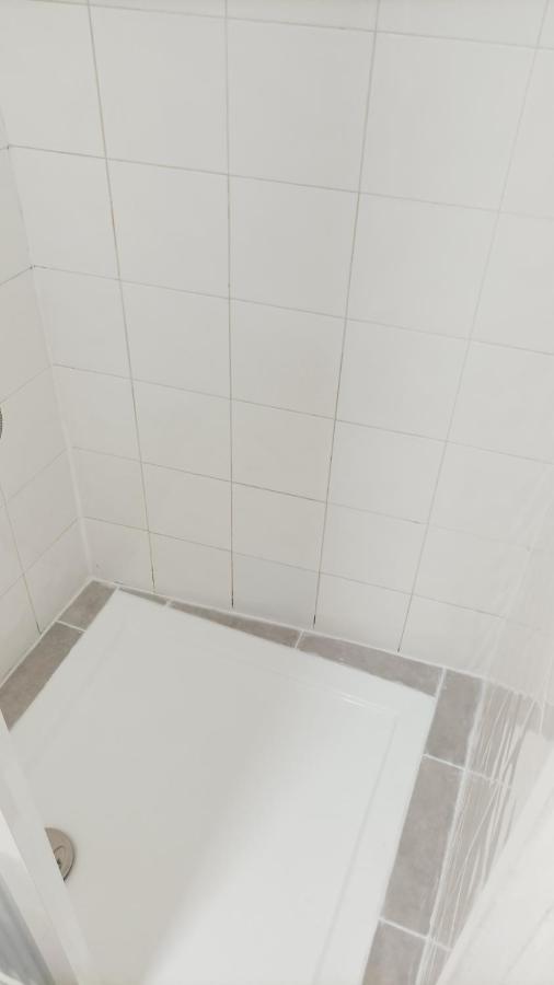 1 Bedroom Apartment - Tv Da Madalena 01 Лиссабон Экстерьер фото